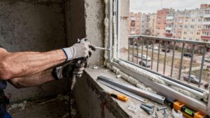 Холодное остекление лоджии в Ярославле: цены и выбор профиля